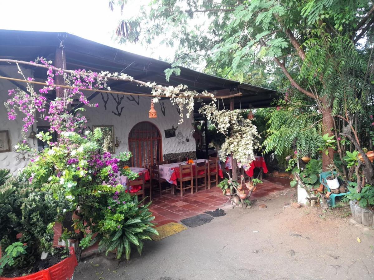Alojamiento Casa De Campo Los Cactus 비야비에하 외부 사진